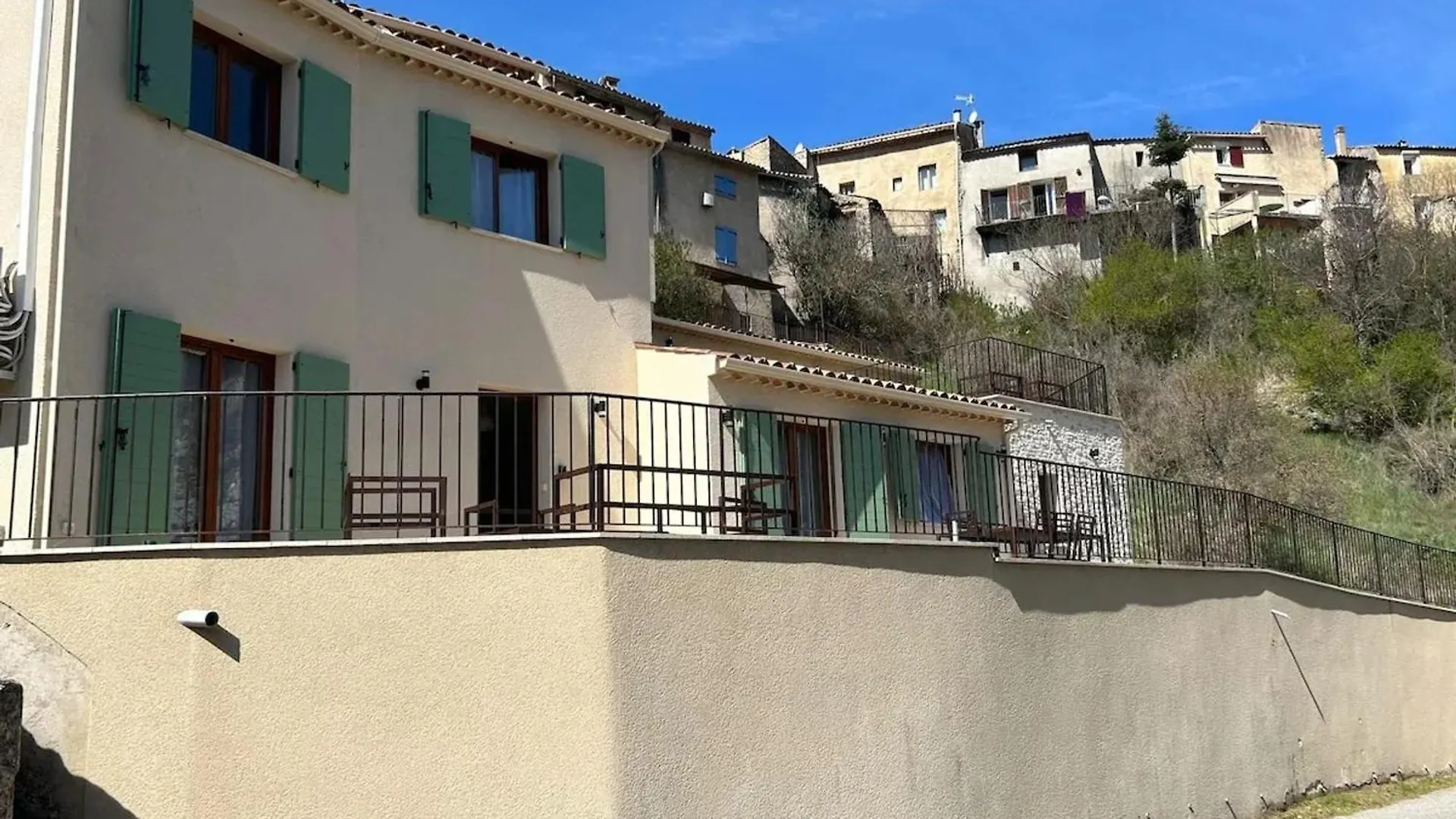 Holiday home Maison Familiale A Esparron-De-Verdon Avec Terrasse Privee